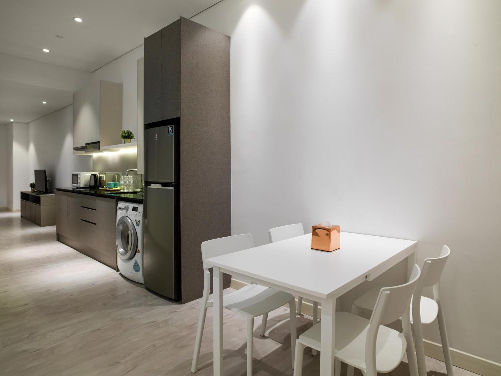 Magazine Vista Hotel Managed By The Ascott Limited Джордж Таун Екстериор снимка